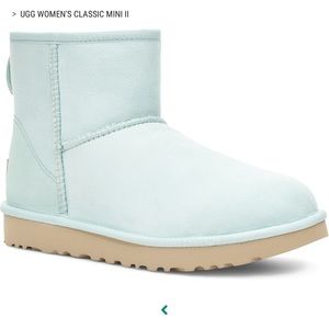 Women’s Classic ll mini uggs.